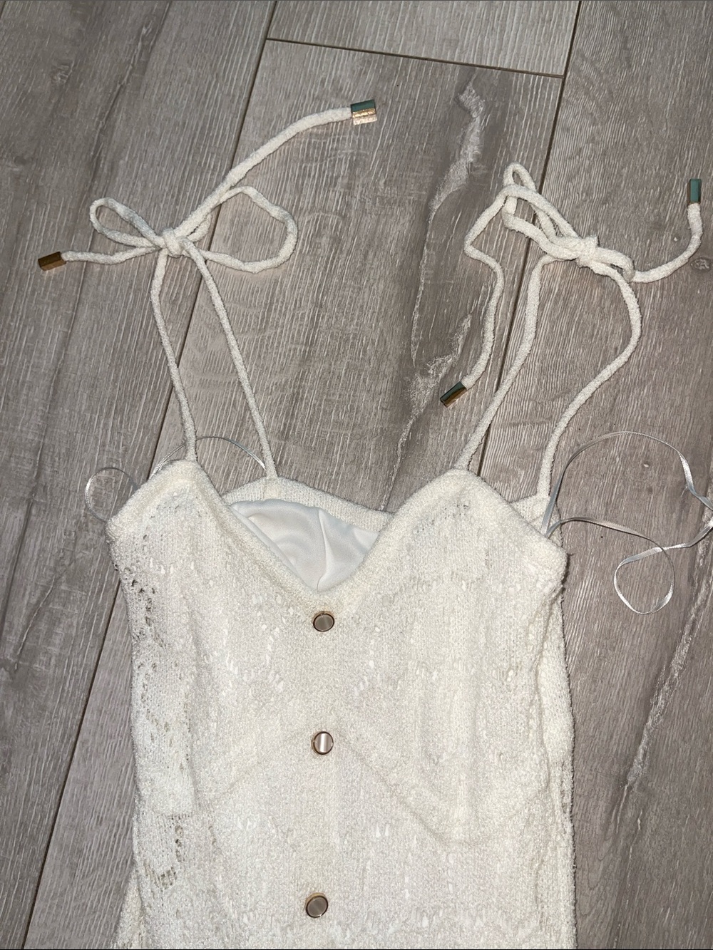Lace Pearl Button-Front Maxi Dress scallop Crochet - White-XS- never worn! - Picture 5 of 8